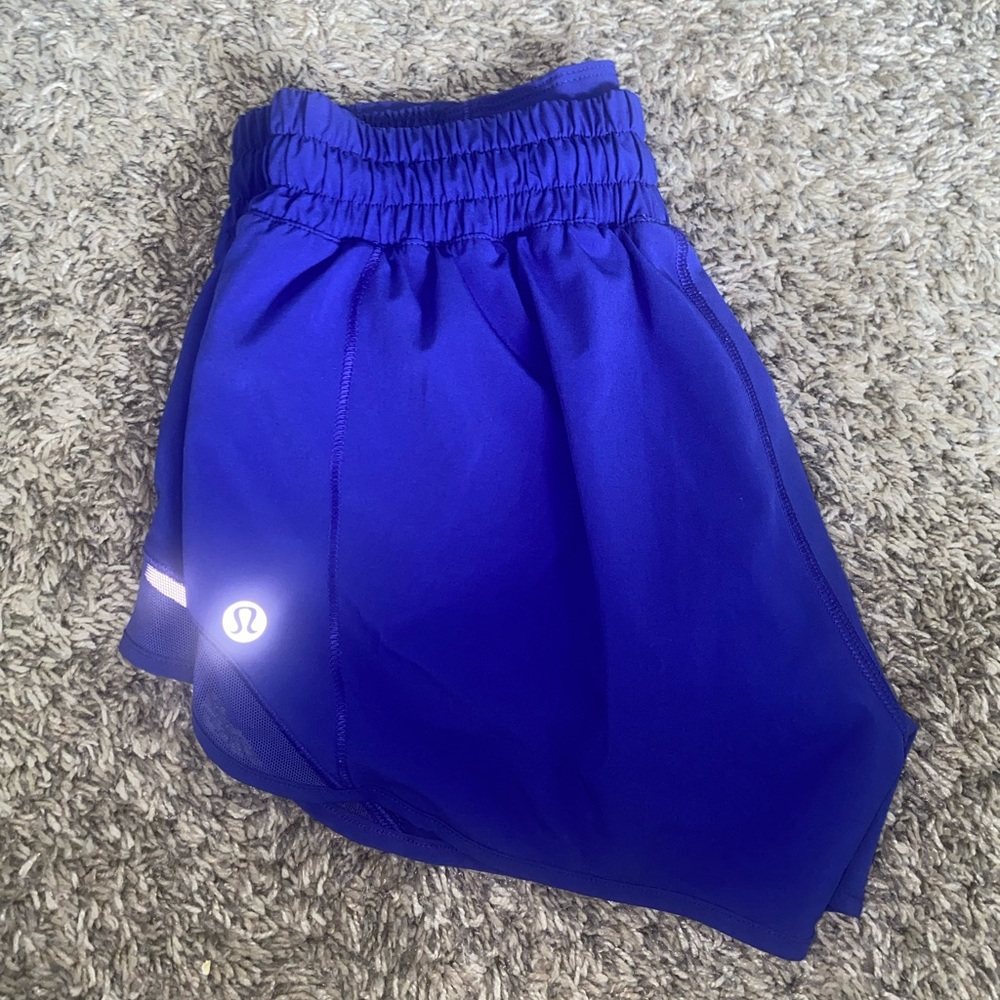 Cerulean Blue Hotty Hot Shorts. Size 4, length 2.5